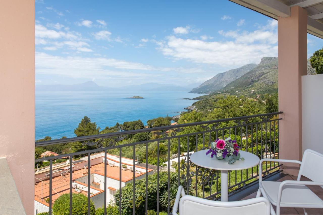 Hotel Martino Маратеа Екстериор снимка