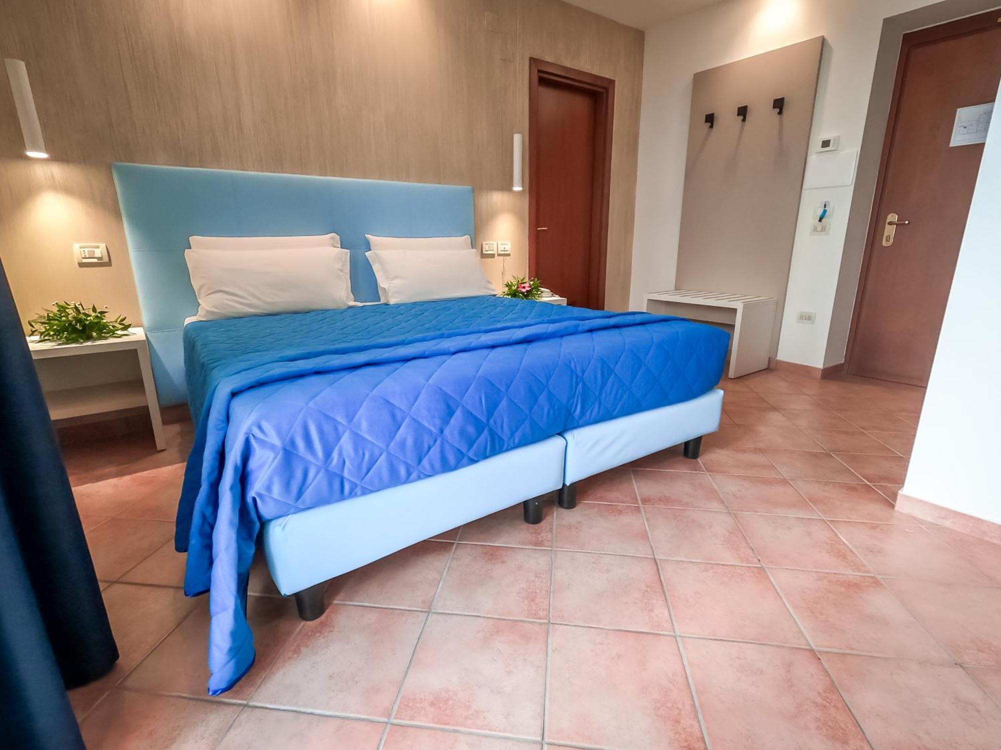 Hotel Martino Маратеа Екстериор снимка